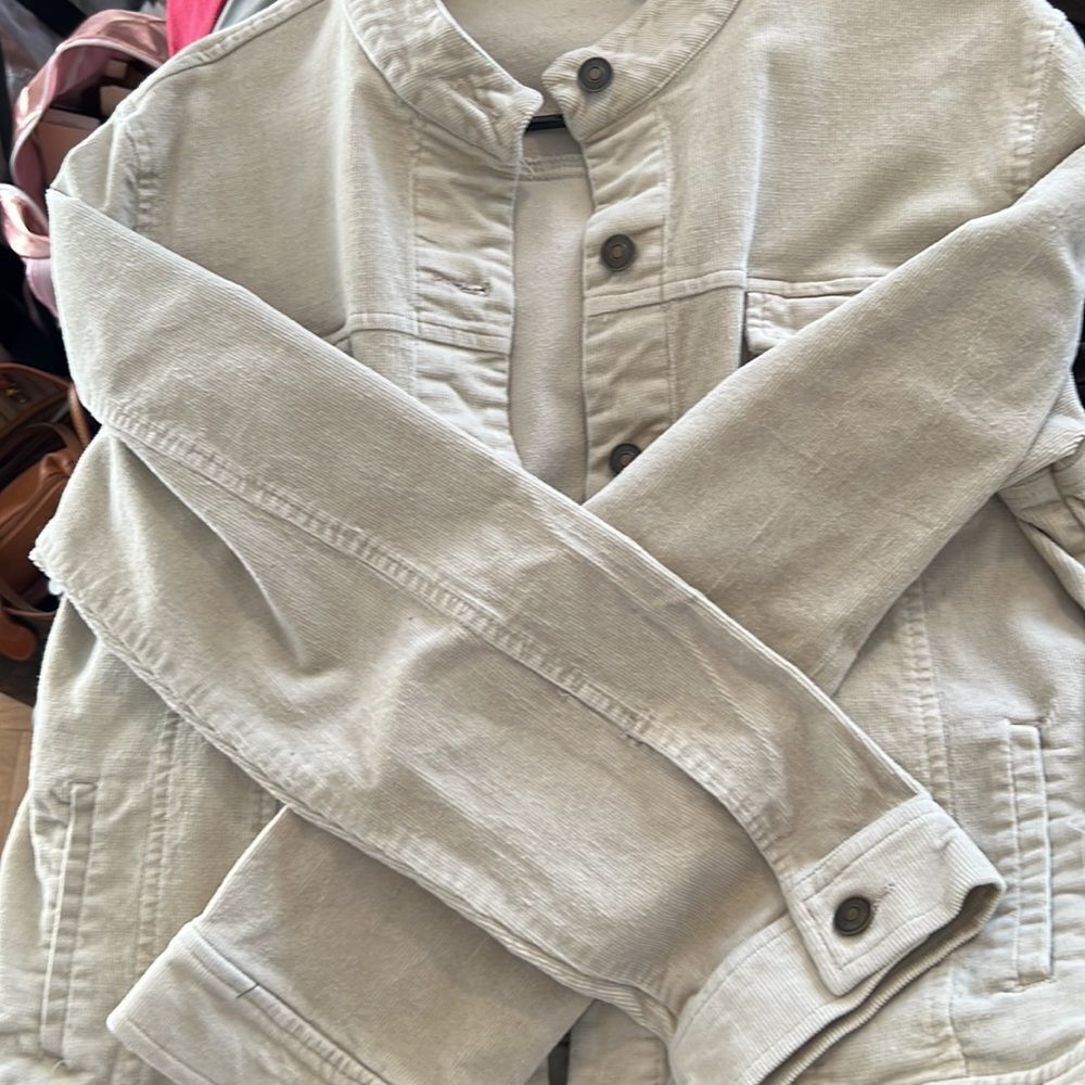 Lightweight Jacket - Picture 4 of 4